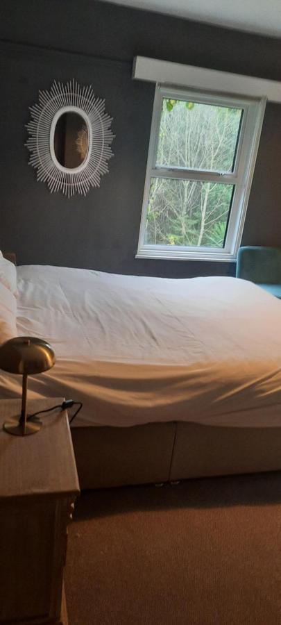 Boutique Guest House Голуэй Экстерьер фото