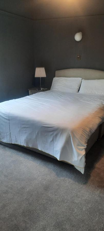 Boutique Guest House Голуэй Экстерьер фото